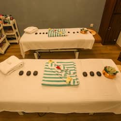 Phòng trị liệu đôi, phòng tắm hơi, trị liệu toàn thân