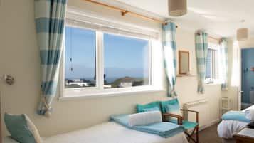 Twin Room, Ensuite, Sea View