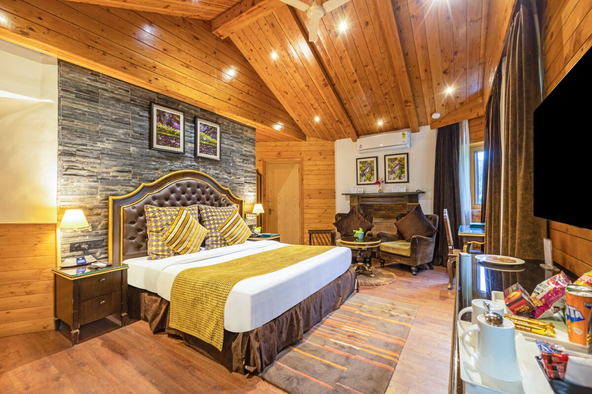 Elite Superior Room | Premium bedding, minibar, in-room safe, laptop workspace