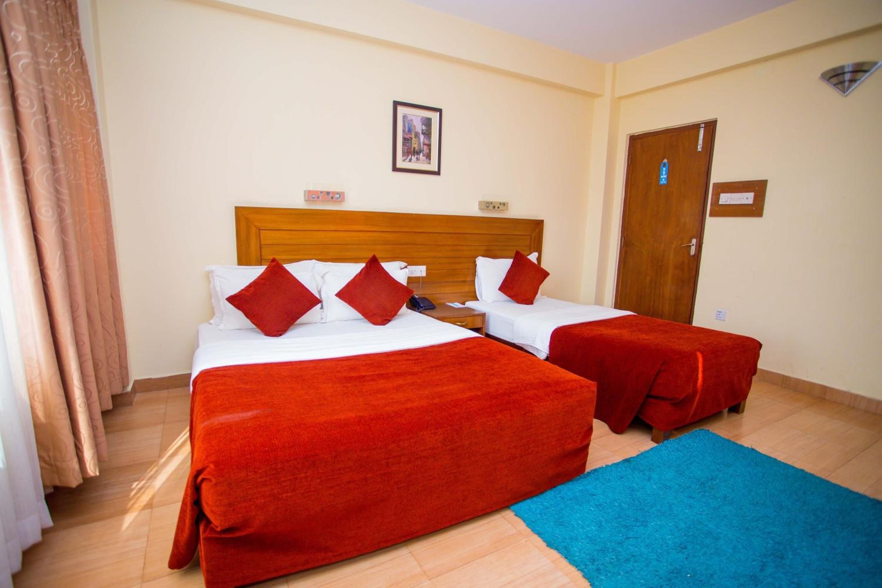 premium bedding, in-room safe, individually decorated