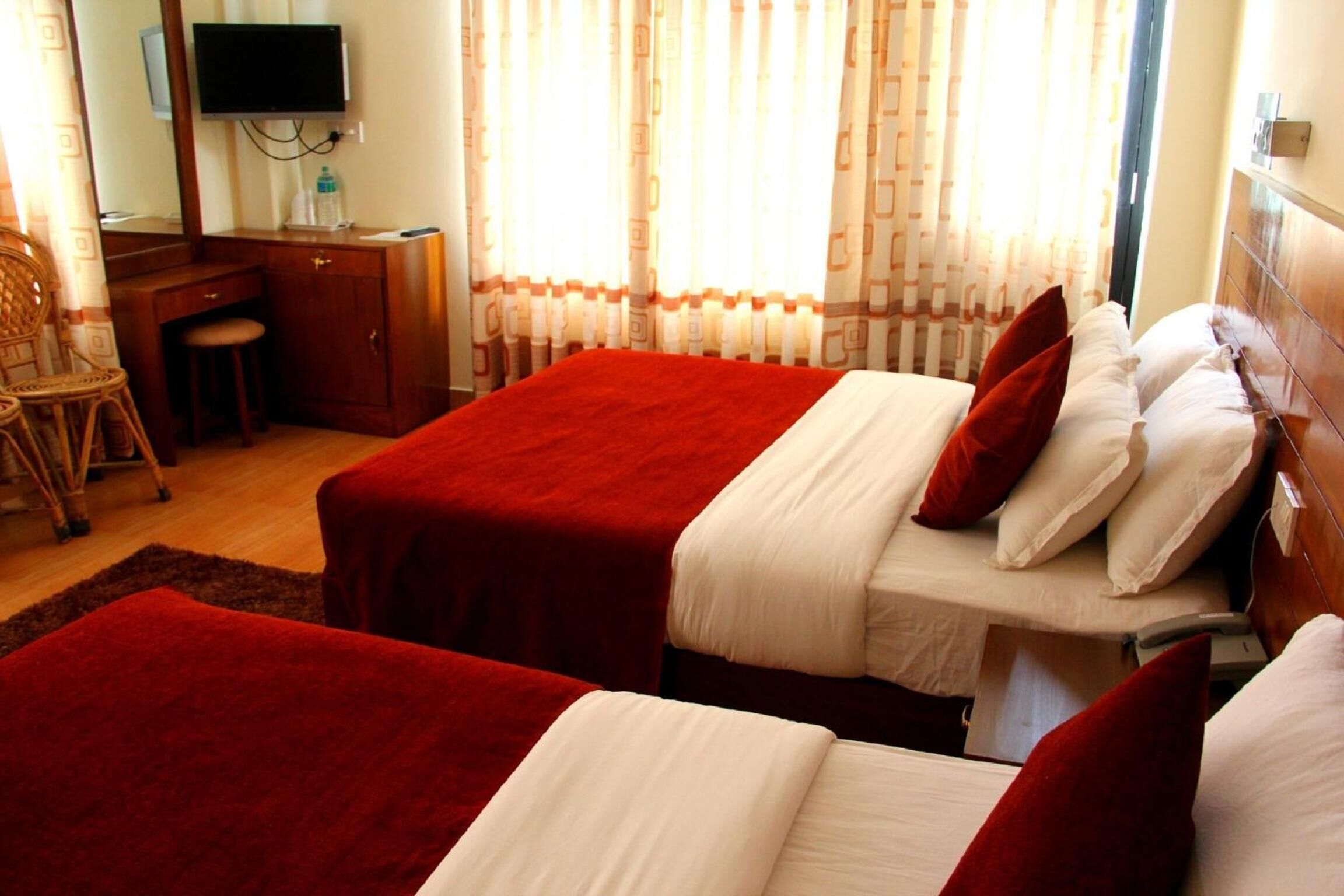 premium bedding, in-room safe, individually decorated