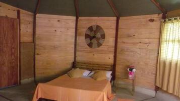 In-room safe, free WiFi