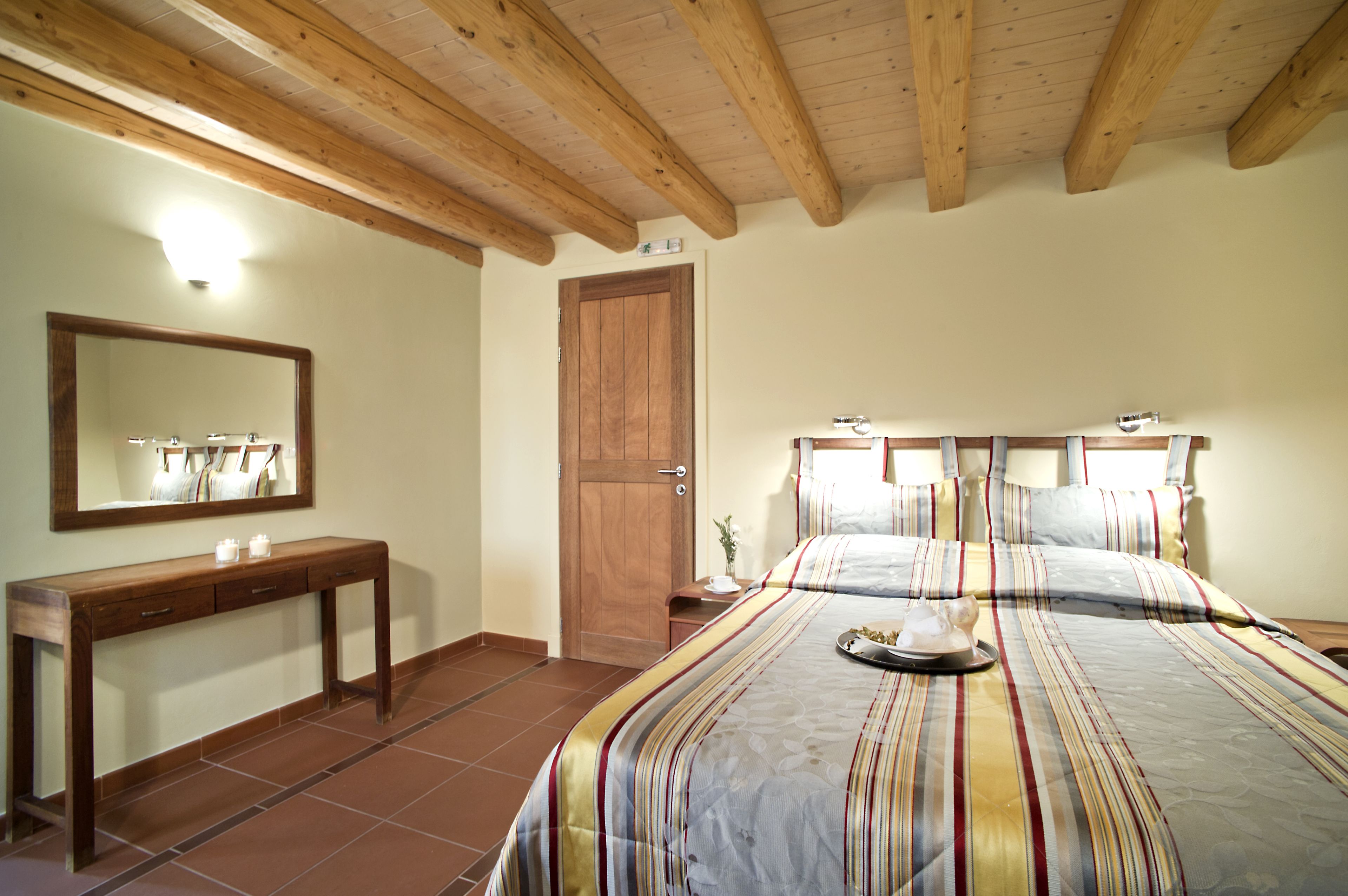 classic double room | 1 bedroom, premium bedding, down duvets, pillow-top beds