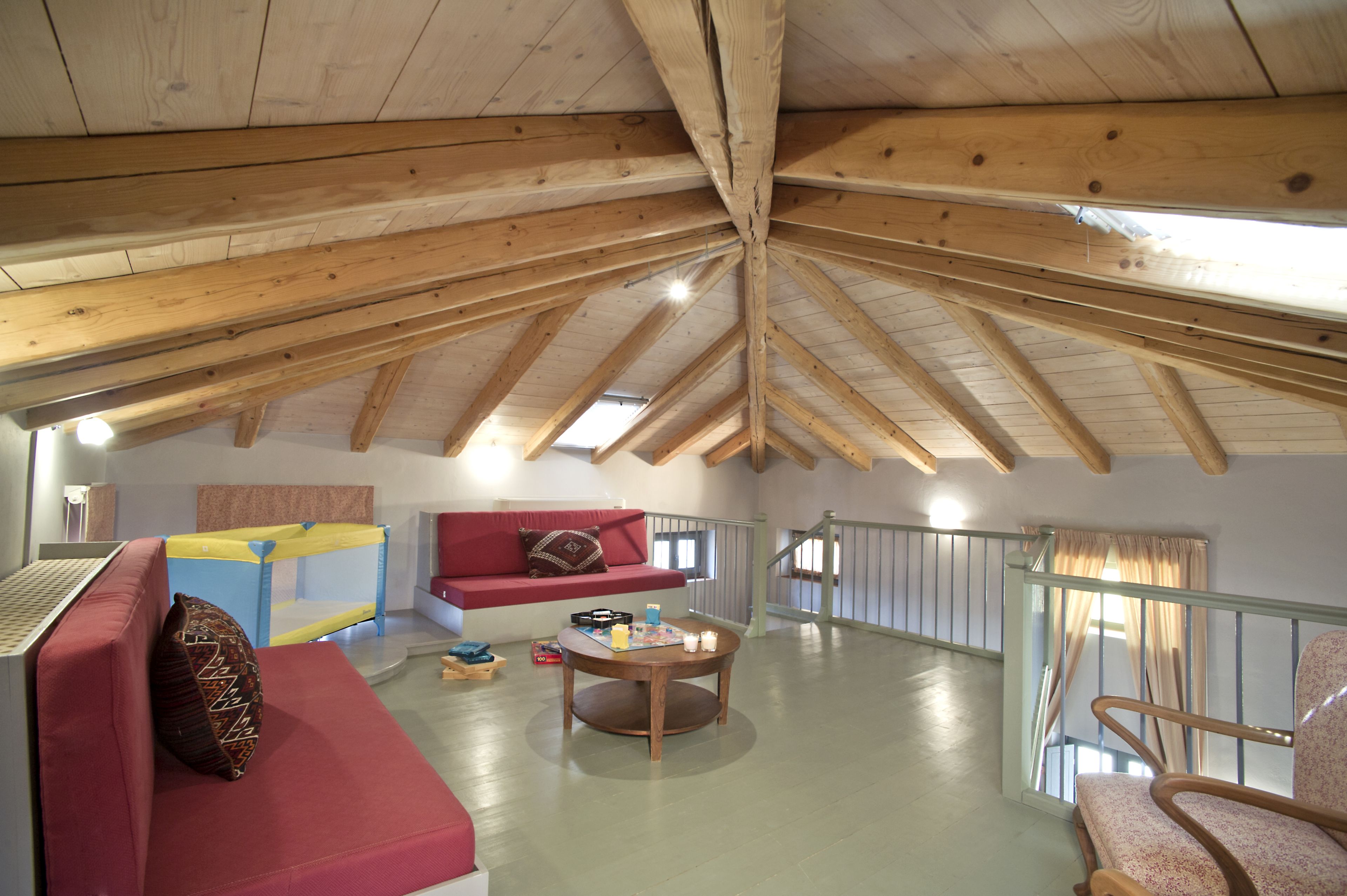 deluxe suite | living room | 22-inch lcd tv with satellite channels, tv, dvd player