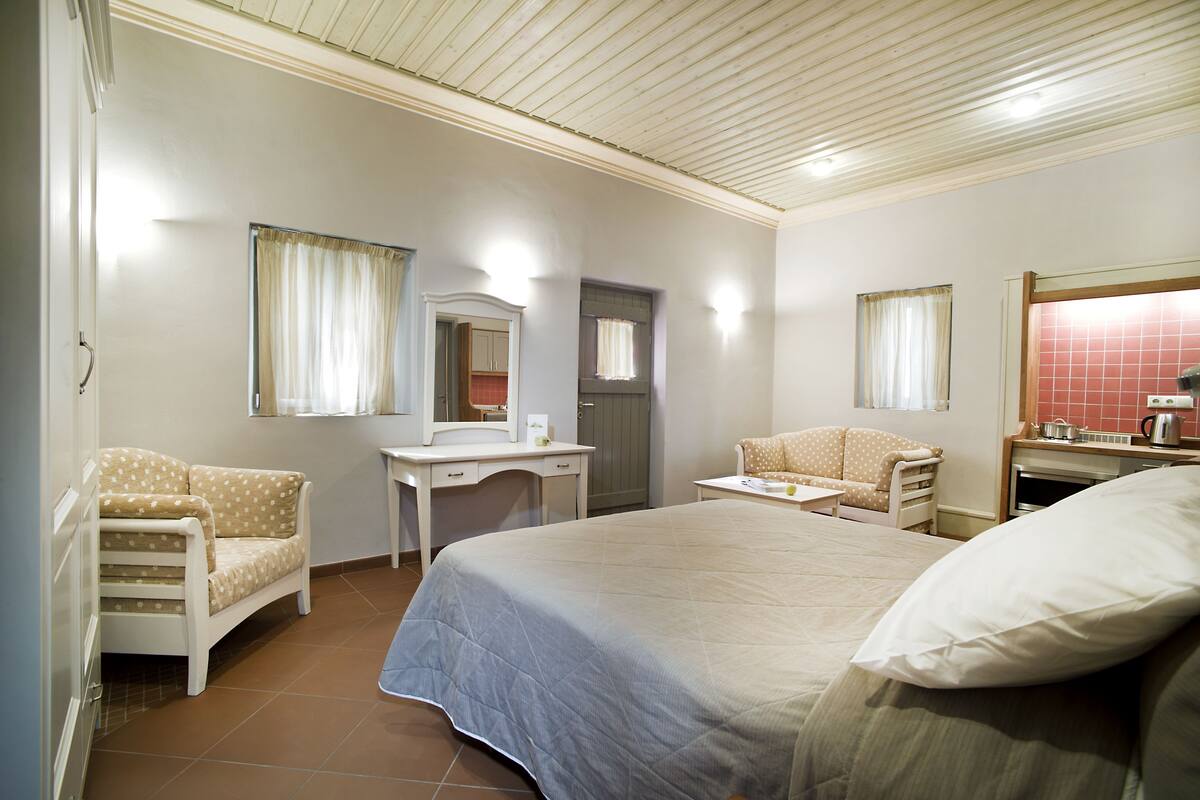 1 bedroom, premium bedding, down duvets, pillow-top beds