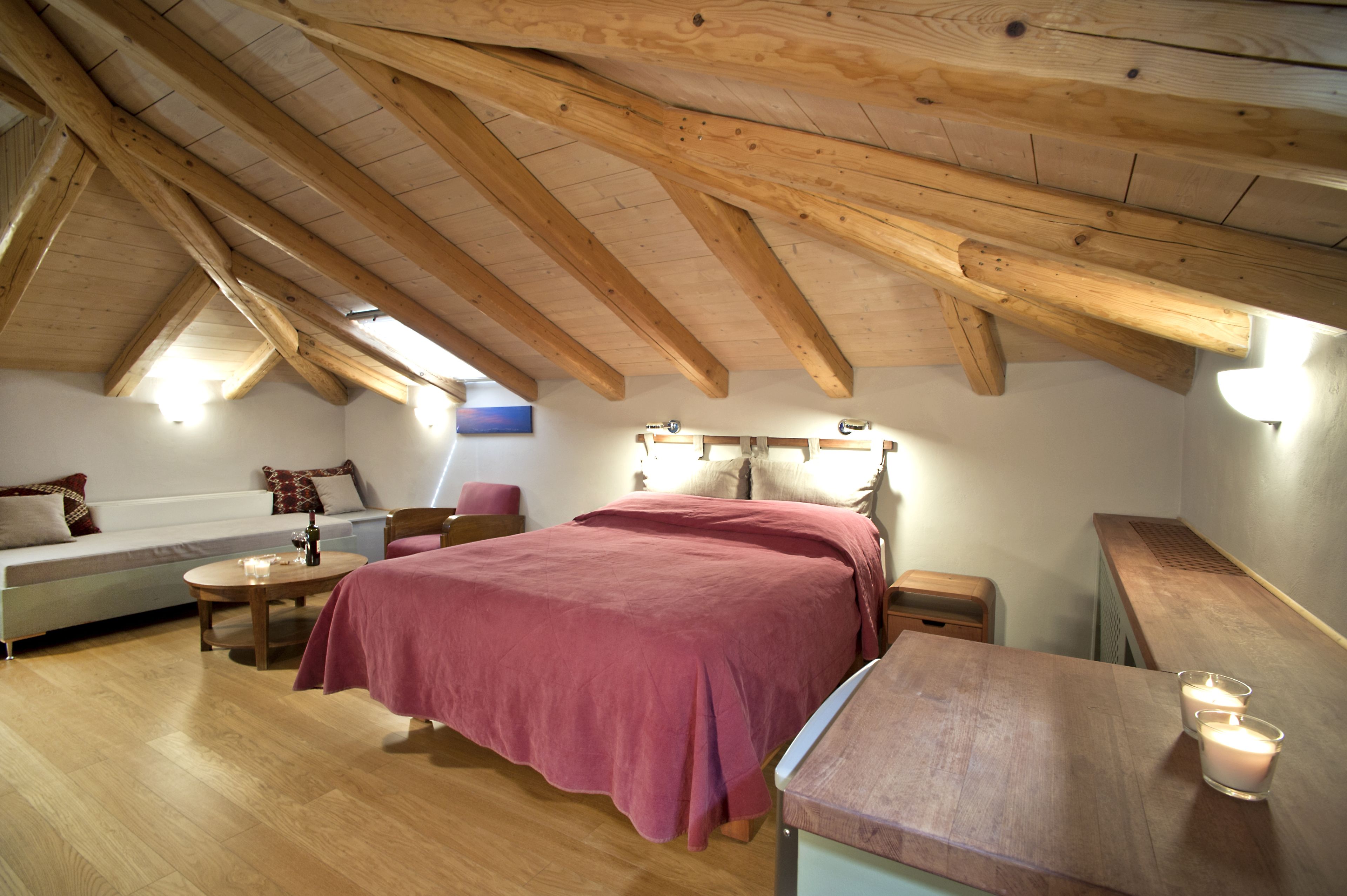 junior suite, 1 queen bed | 1 bedroom, premium bedding, down duvets, pillow-top beds