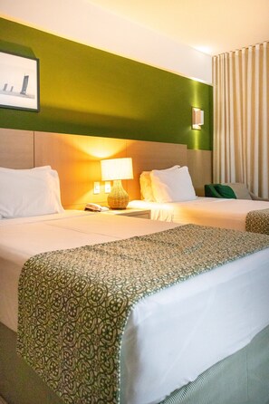 Family Room, 3 Single Beds