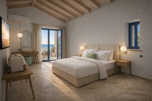 Superior Residence with sea view | Premium bedding, in-room safe, individually decorated