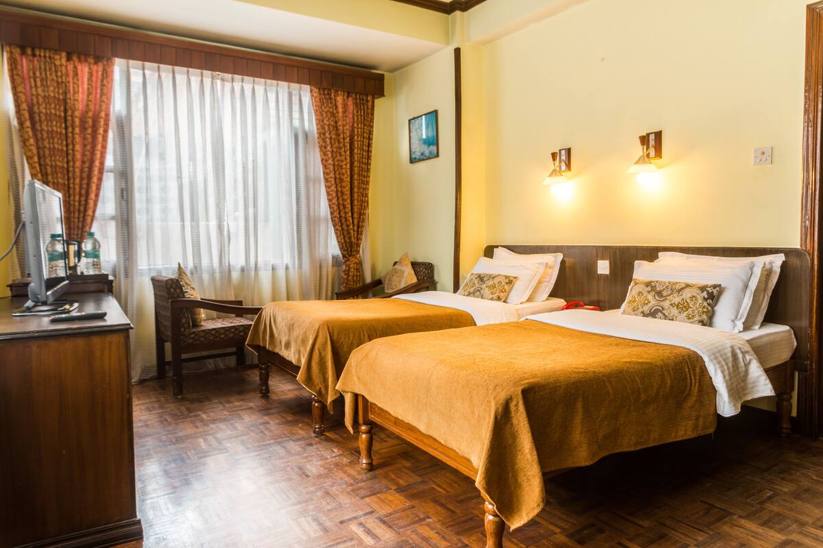 In-room safe, desk, iron/ironing board (on request), WiFi (free)