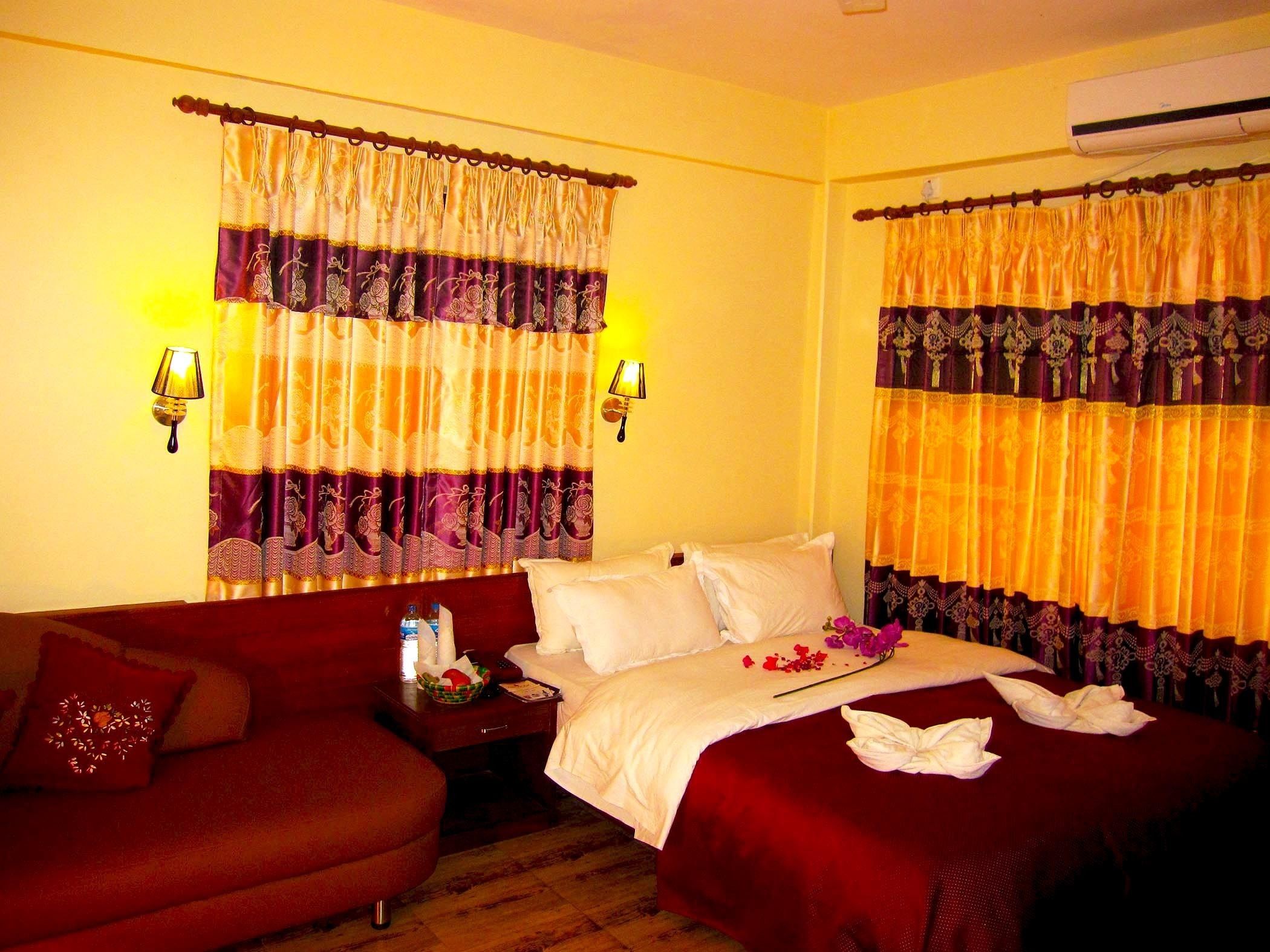 super deluxe | premium bedding, in-room safe, desk, soundproofing