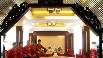 ุงูู
ูุดุฃุฉ ู
ู ุงูุฏุงุฎู