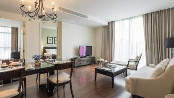Two Bedroom Suite | Minibar, in-room safe, soundproofing, iron/ironing board