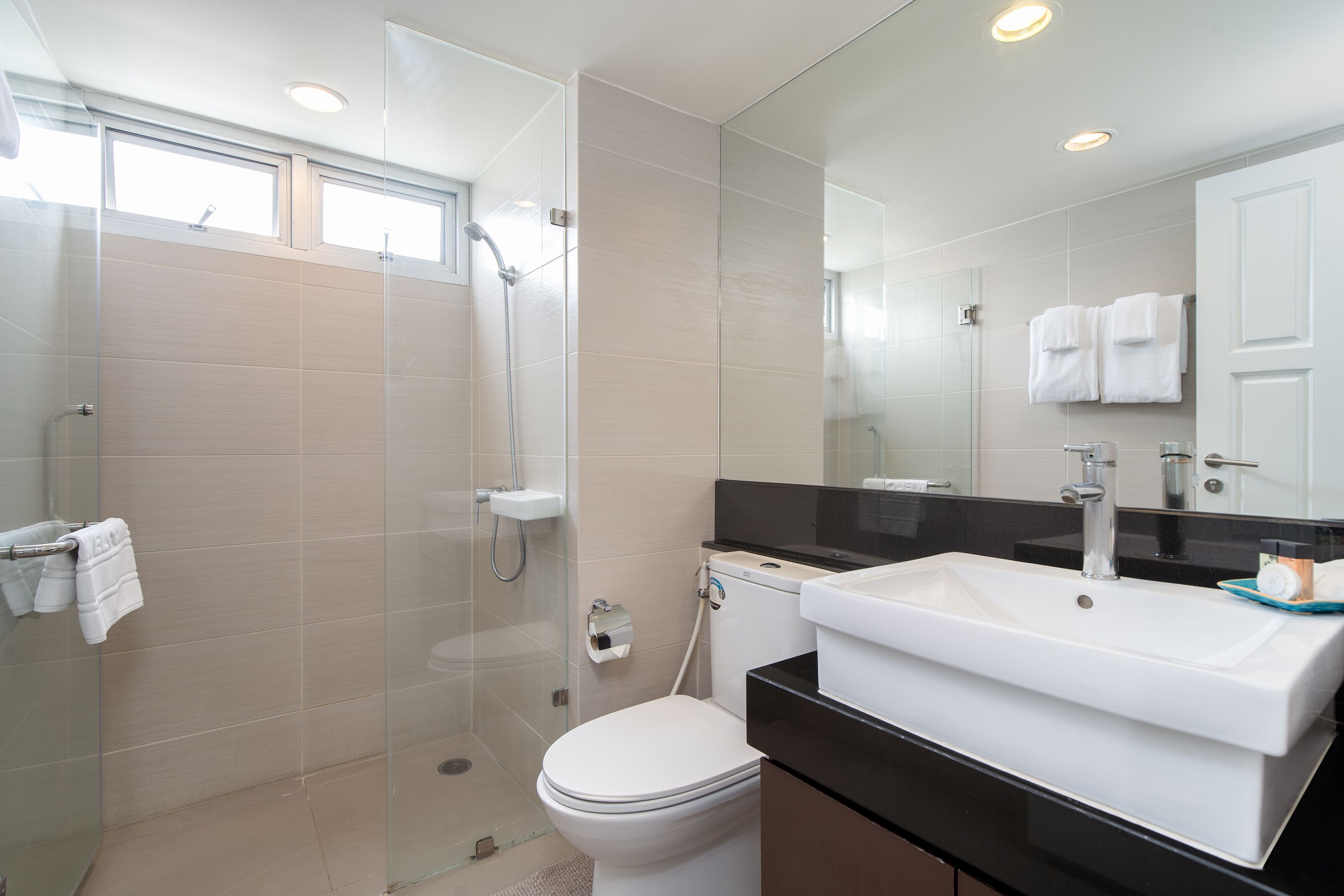 superior double room | bathroom | shower, free toiletries, hair dryer, slippers