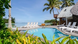 Outdoor pool, pool loungers