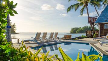 Outdoor pool, sun loungers