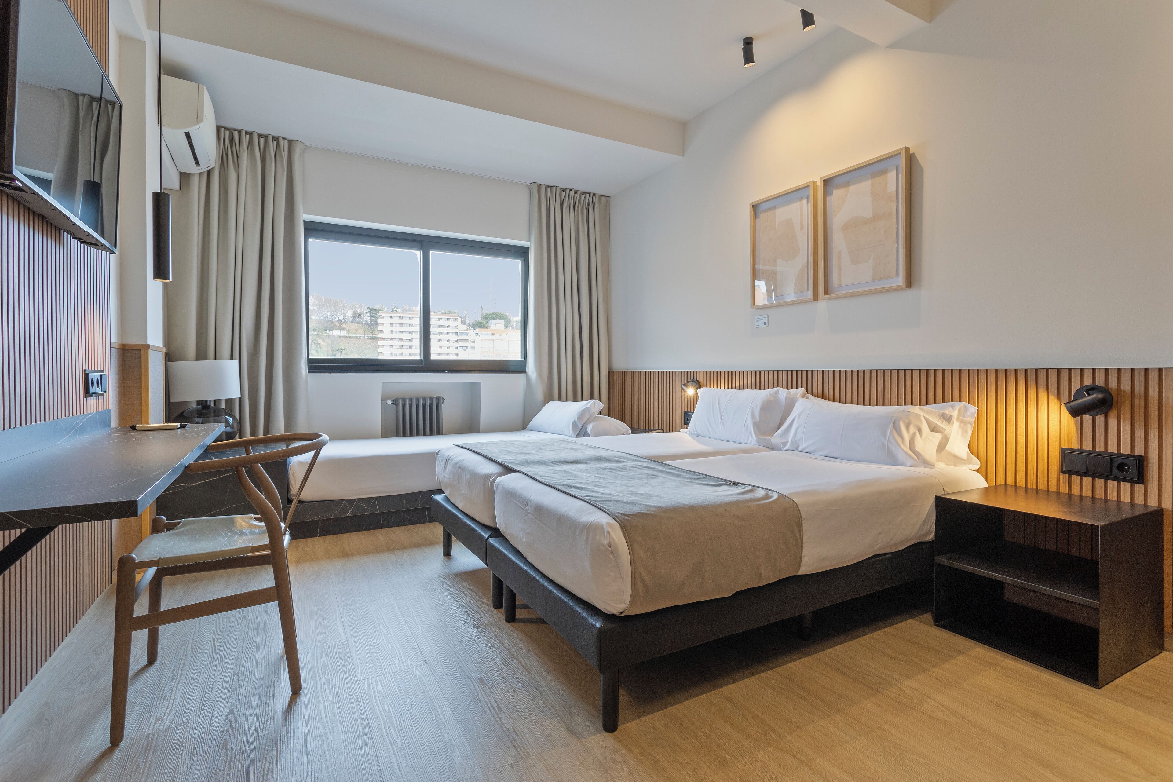 Photo - Hotel Acta Madfor