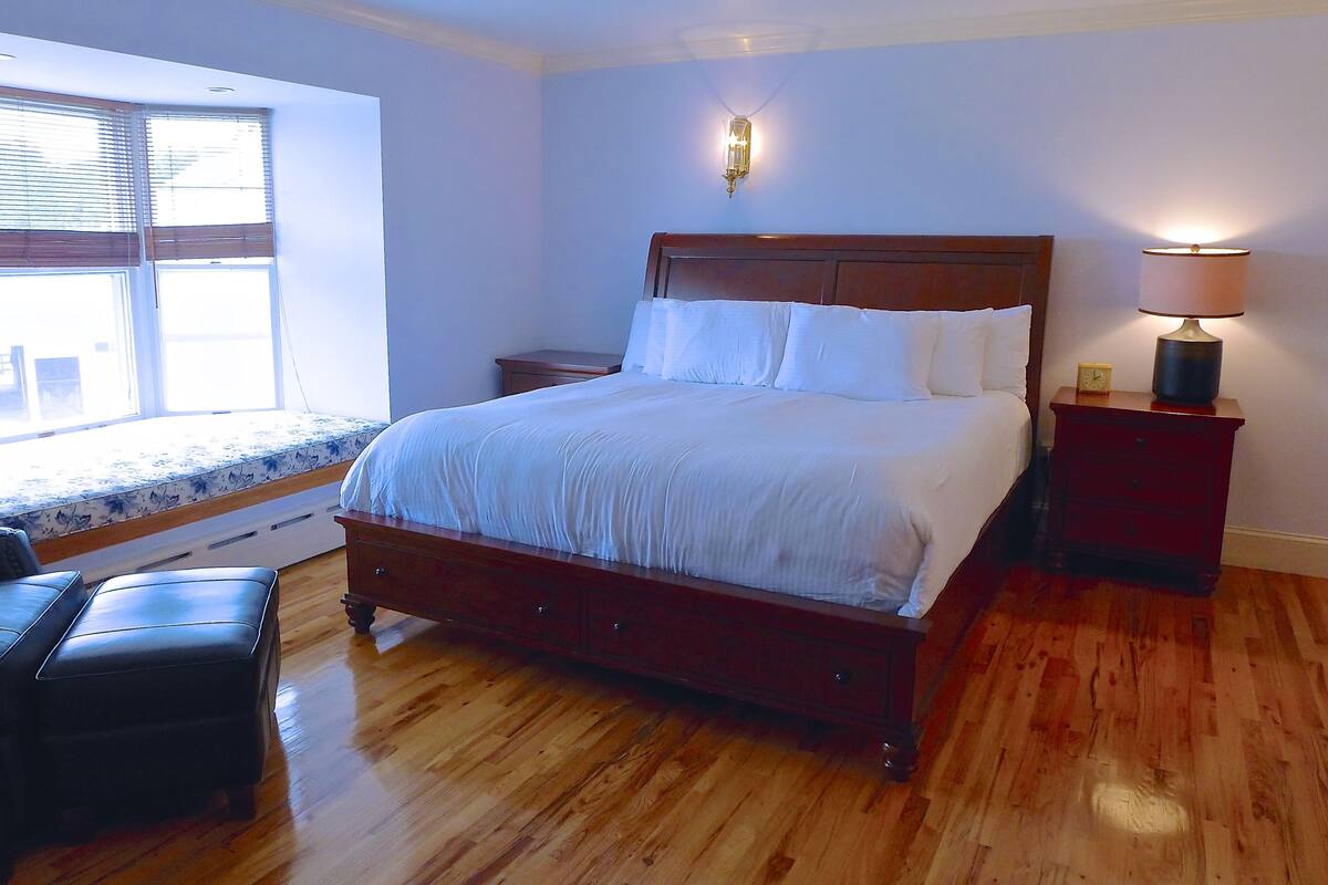 The Paddock View Suite | Premium bedding, memory foam beds, desk, iron/ironing board
