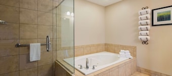 Best Western Plus Landmark Hotel