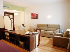 Superior Double Room (Family) | Living room | TV