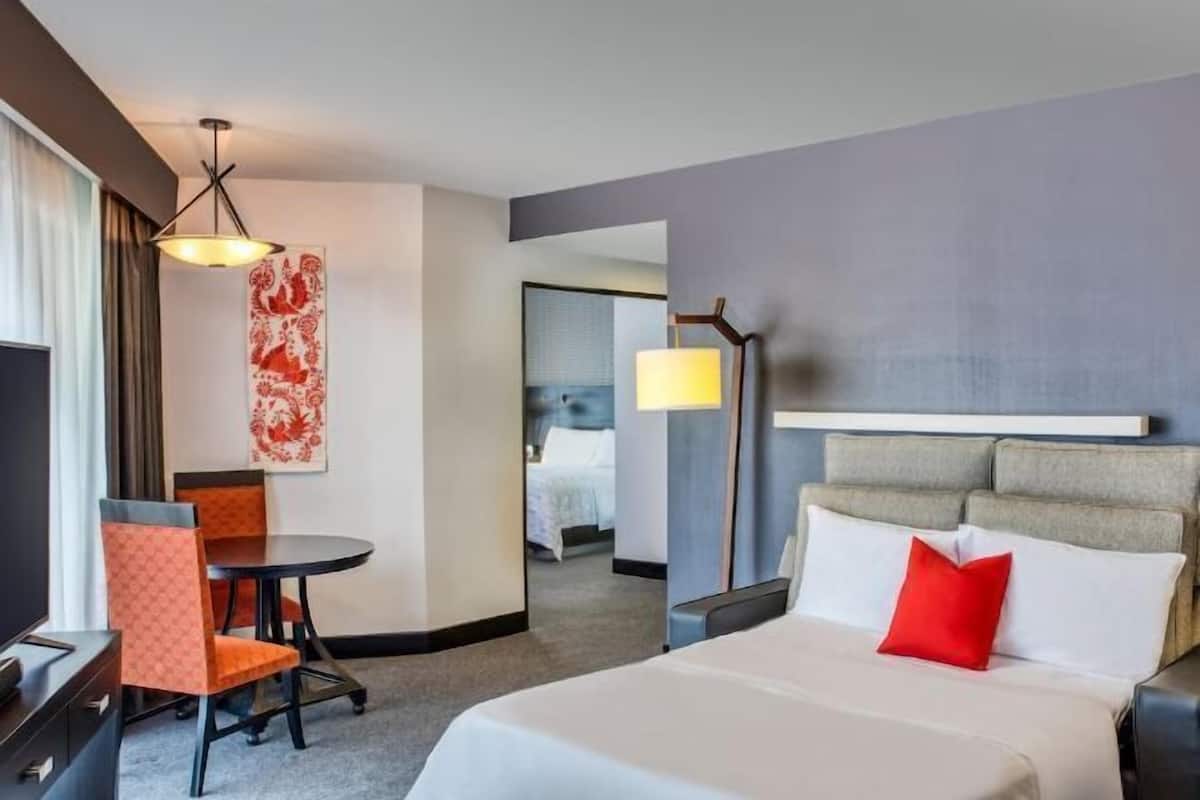 Premium bedding, minibar, in-room safe, desk