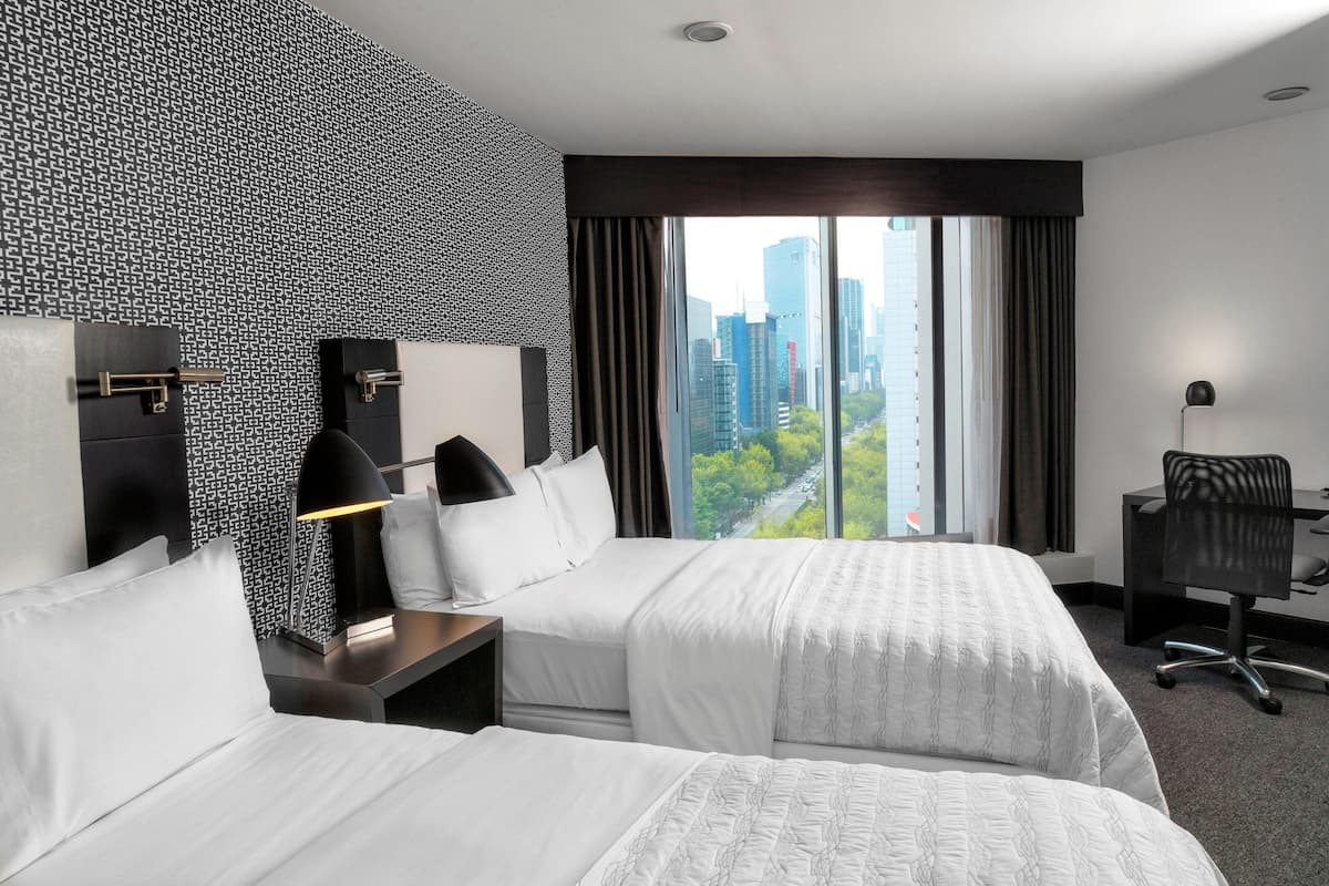 classic suite, 2 double beds, non smoking | premium bedding, minibar, in-room safe, desk