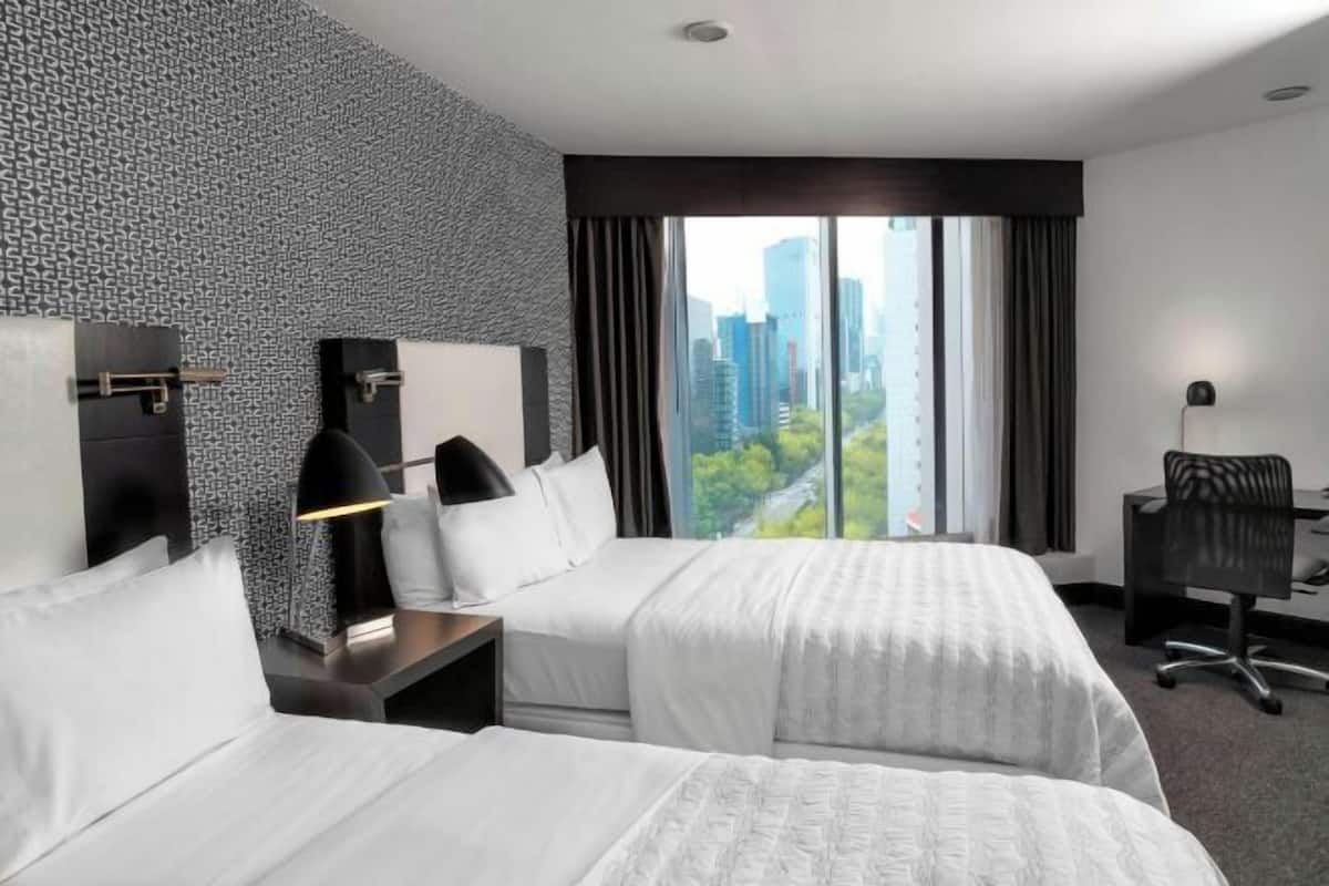 Premium bedding, minibar, in-room safe, desk