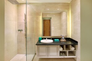 Signature Villa, Private Pool | Bathroom | Combined shower/tub, deep soaking tub, free toiletries, slippers