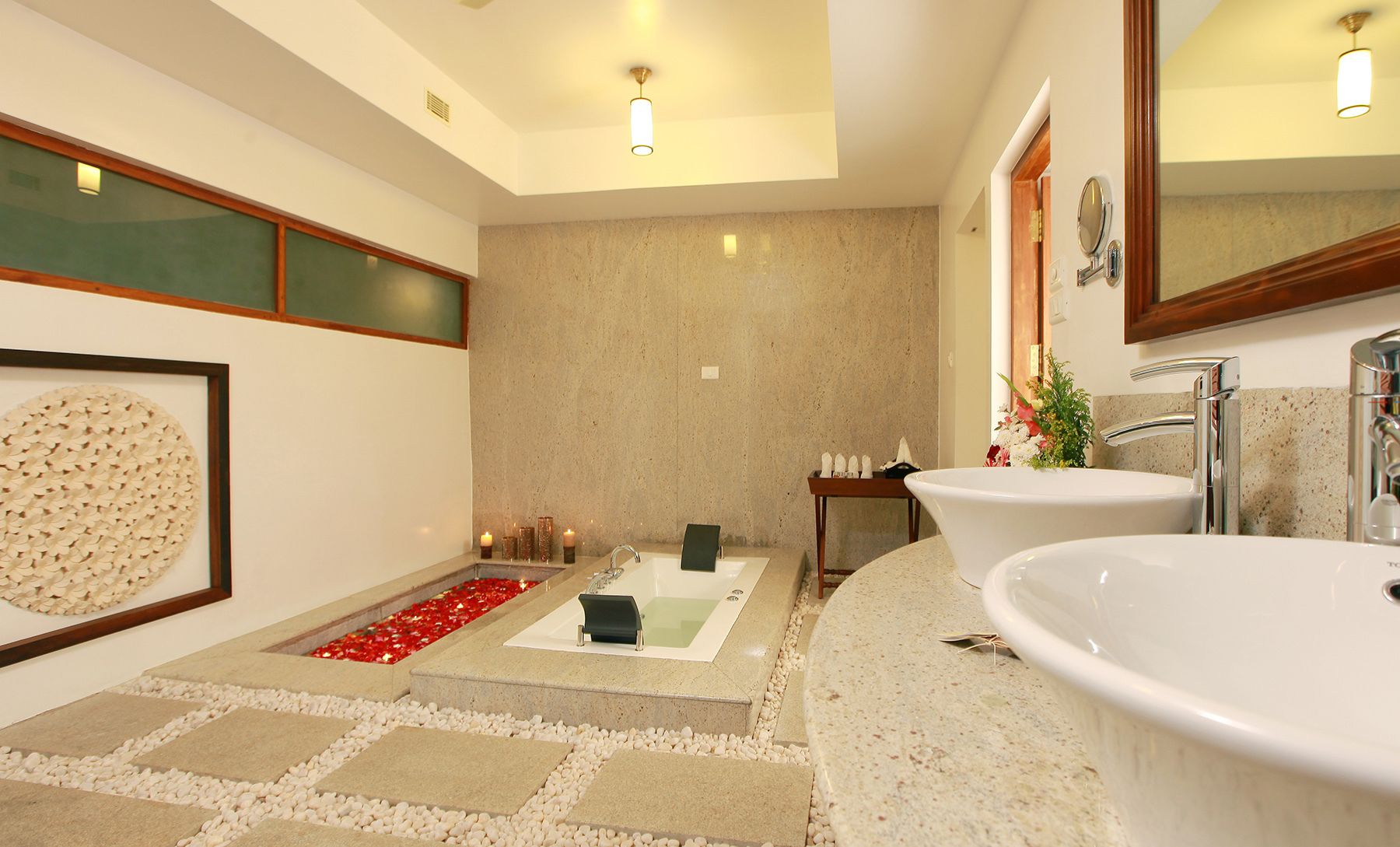 deluxe villa (akund) | bathroom | free toiletries, towels