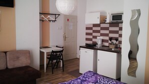 Large Apartment Hegedus Gyula utca 16 | Cots/infant beds, free WiFi - Downtown Apartments (Budapest)