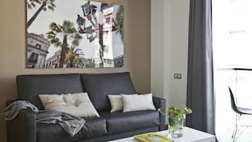 Standard Apartment, 2 Bedrooms, 2 Bathrooms, City View | Living area | TV