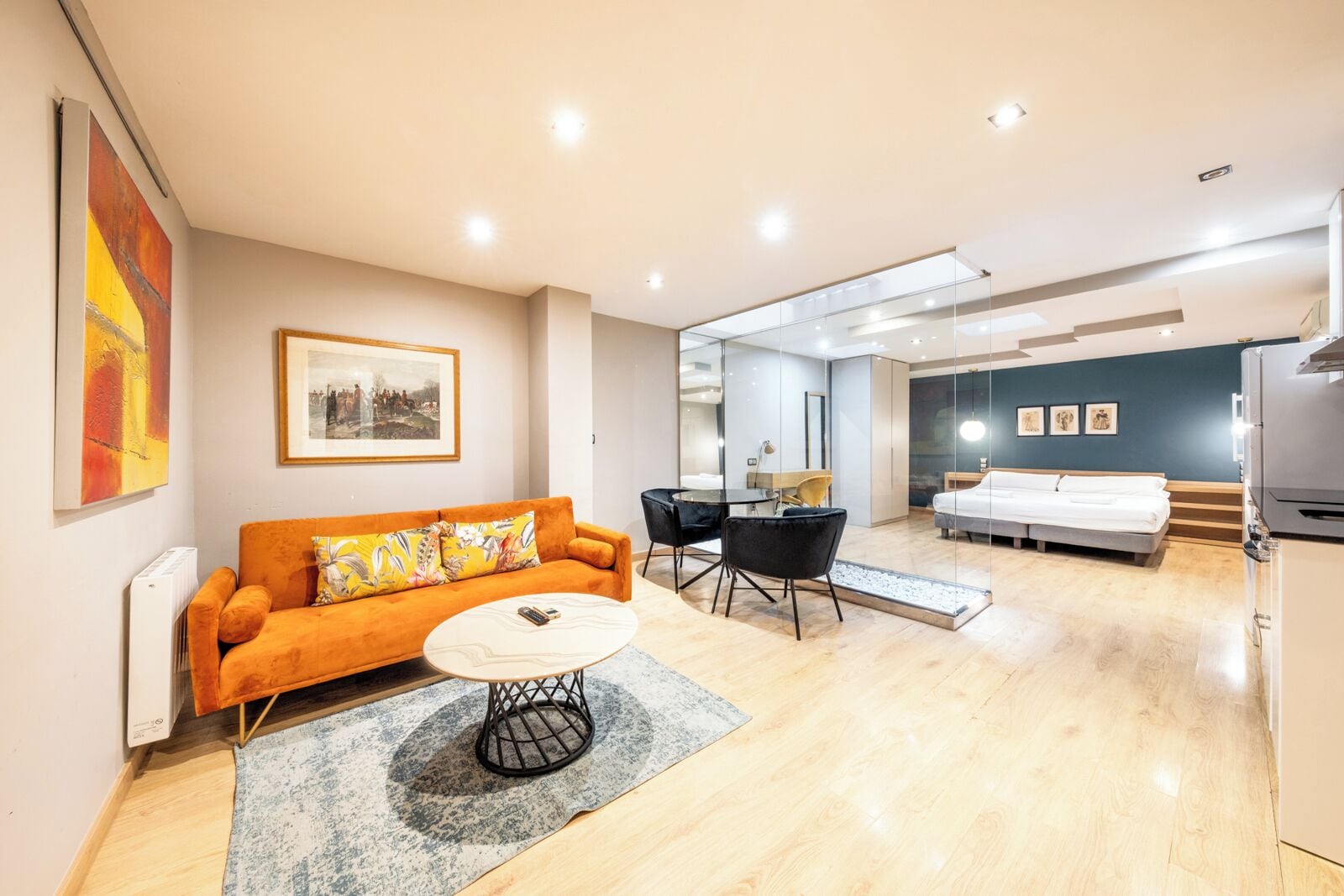 Standaard studio | Woonruimte | Een televisie