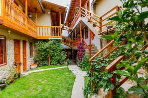Interior - Tikawasi Valley Ollantaytambo (Ollantaytambo)