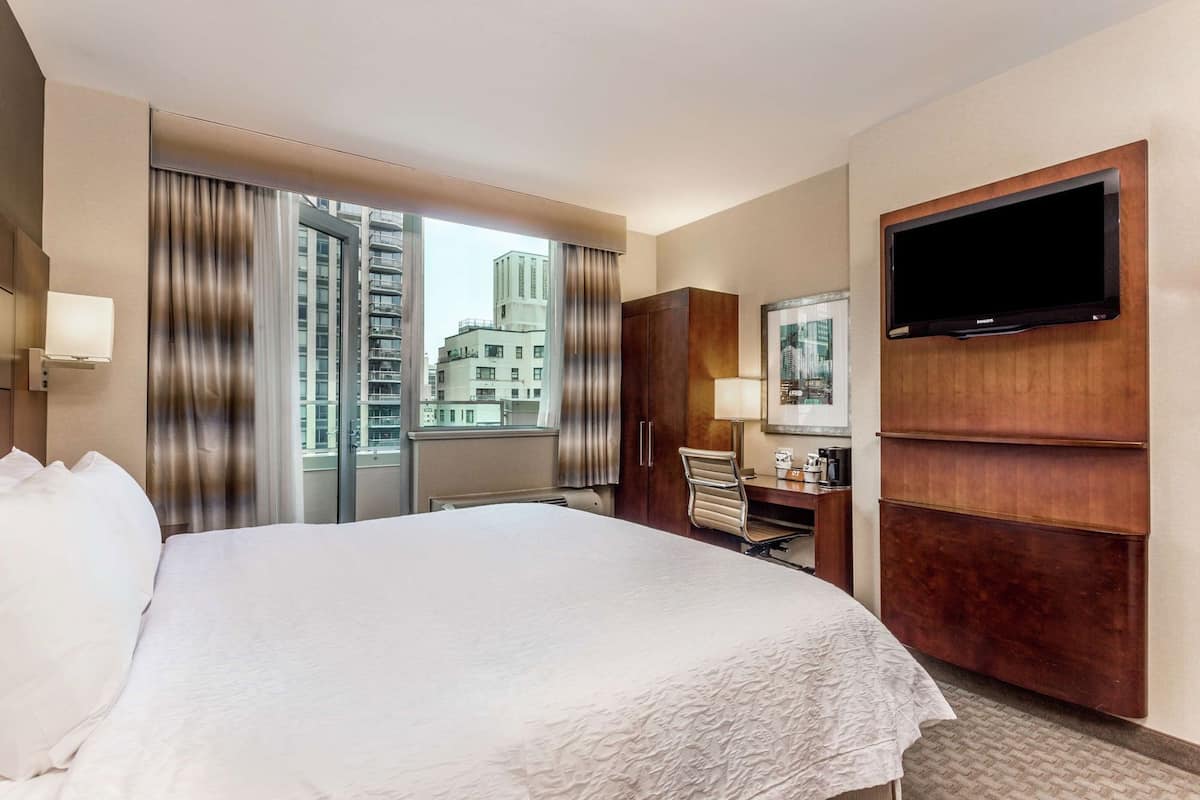 In-room safe, blackout curtains, iron/ironing board, free WiFi