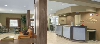 Microtel Inn And Suites Minot