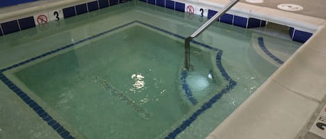 Tina de hidromasaje interior