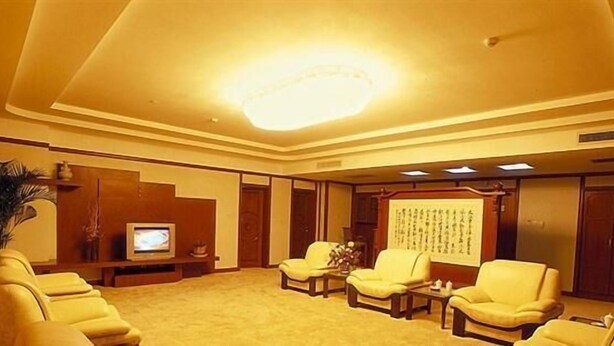 Lobby sitting area - Hebi Guest House (Hebi)
