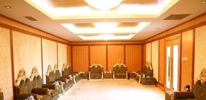 Lobby sitting area - Hebi Guest House (Hebi)