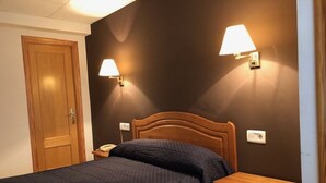 Room - Hotel Gil (Montanejos)