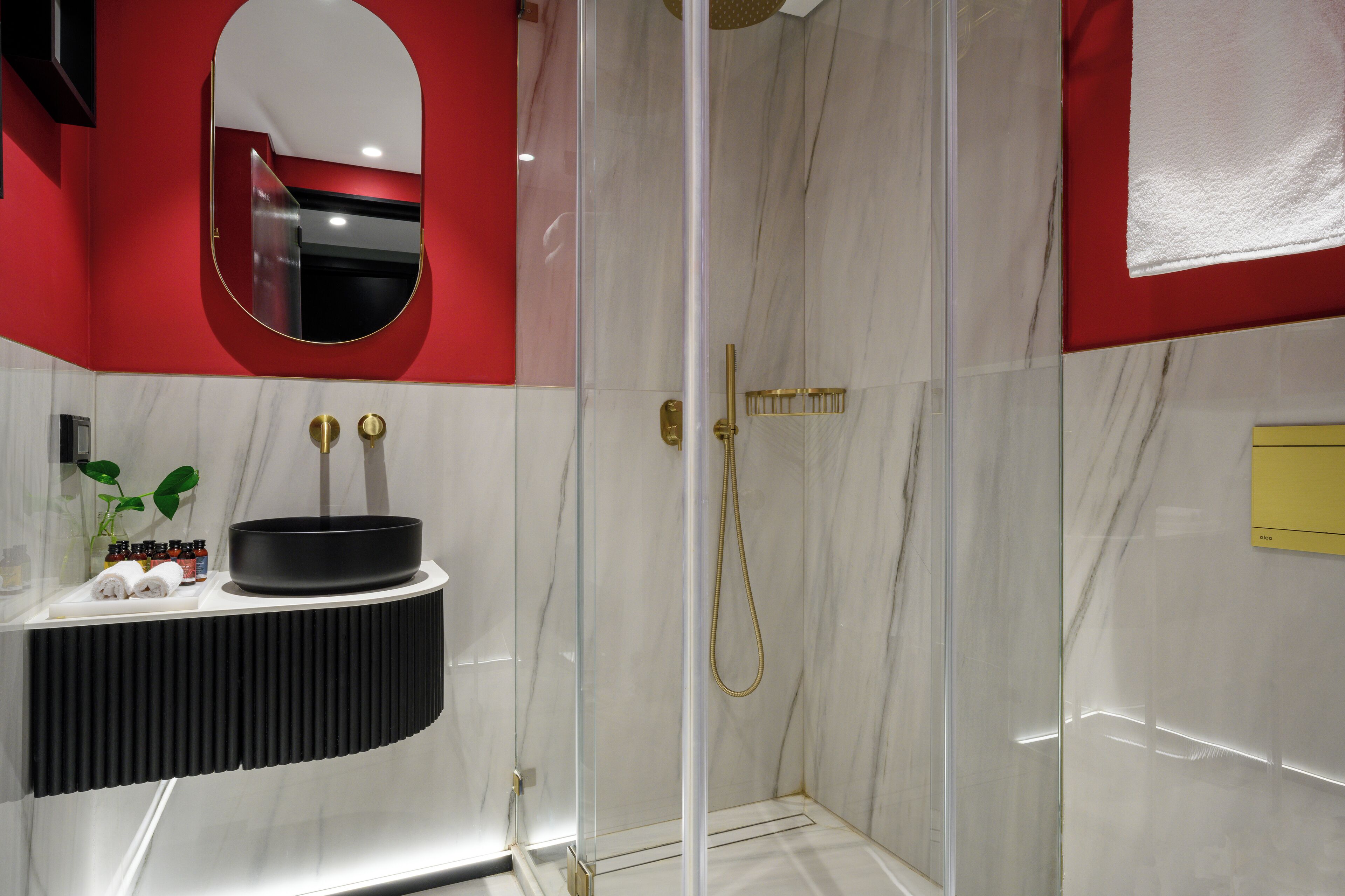 classic | bathroom | shower, free toiletries, hair dryer, towels