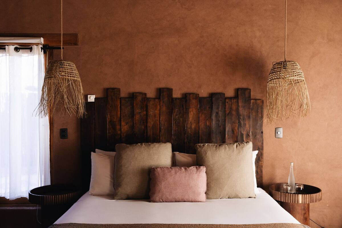 minibar, in-room safe, individually decorated, individually furnished