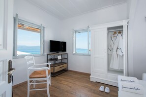 Sea Front Summer House | 1 habitación y ropa de cama de alta calidad 