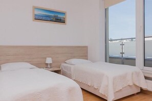  Two Bedroom Apartment  | Iron/ironing board, cribs/infant beds, free WiFi - Aquamarina (Miedzyzdroje)