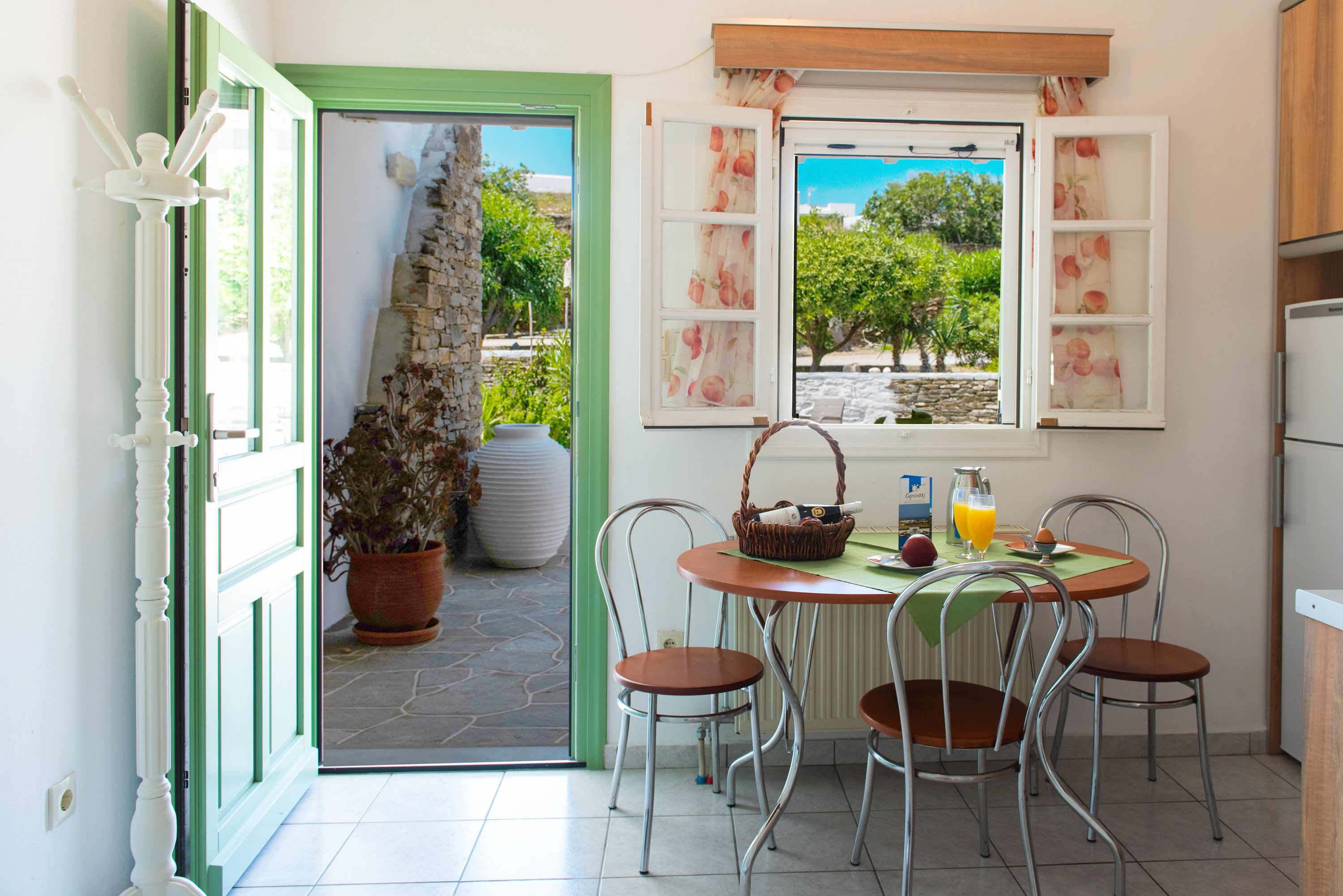 Apartment, Garden View | Private kitchen | Fridge, espresso maker, coffee/tea maker, electric kettle
