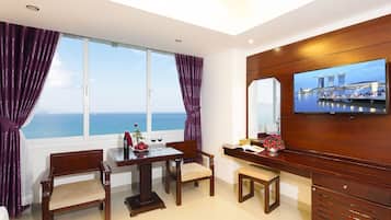 Executive Room, Sea View | Living area | 32-inch LCD TV with satellite channels, TV