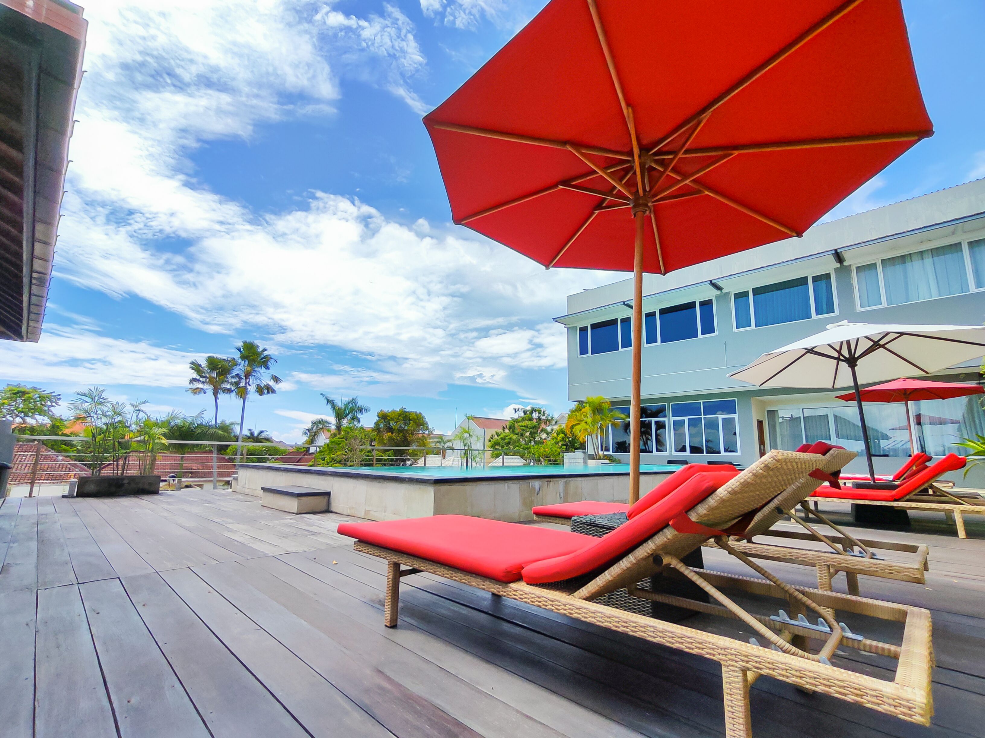Suite Junior, vue piscine | Vue de la chambre