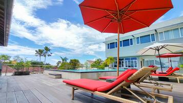 Suite Junior, vue piscine | Vue de la chambre