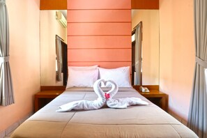 Desk, blackout curtains, free WiFi - Sayang Residence 1 (Denpasar)