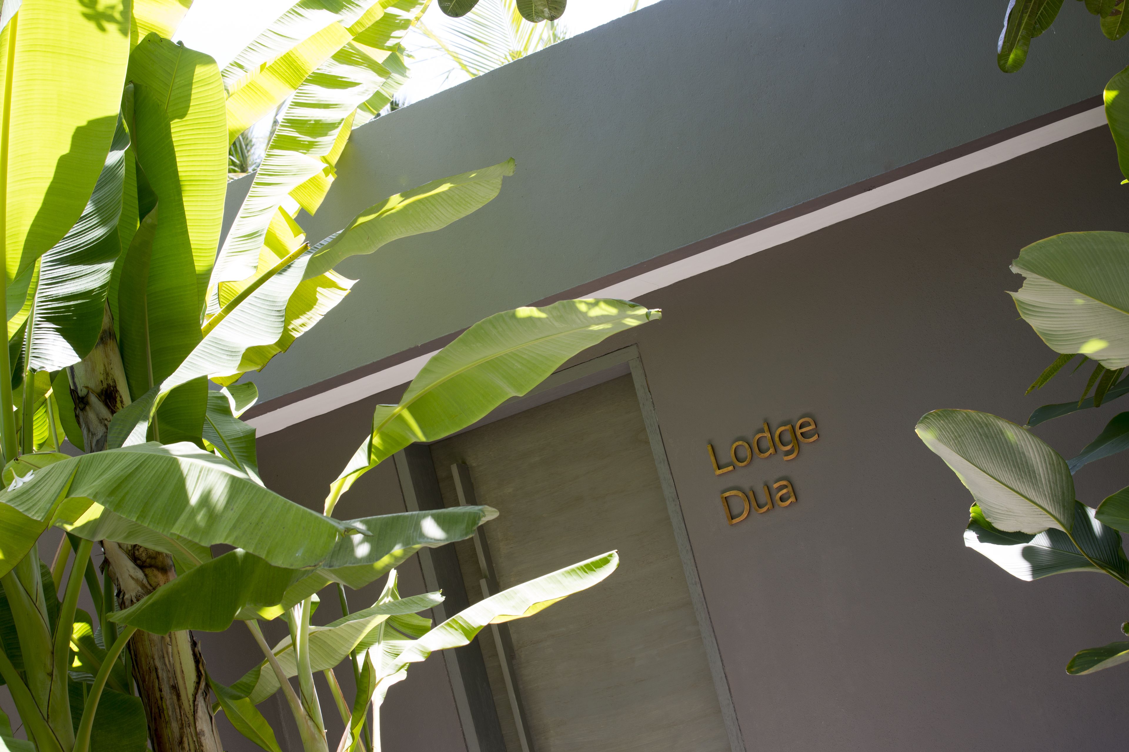 luxury lodge suite, ocean view | 1 bedroom, premium bedding, minibar, in-room safe