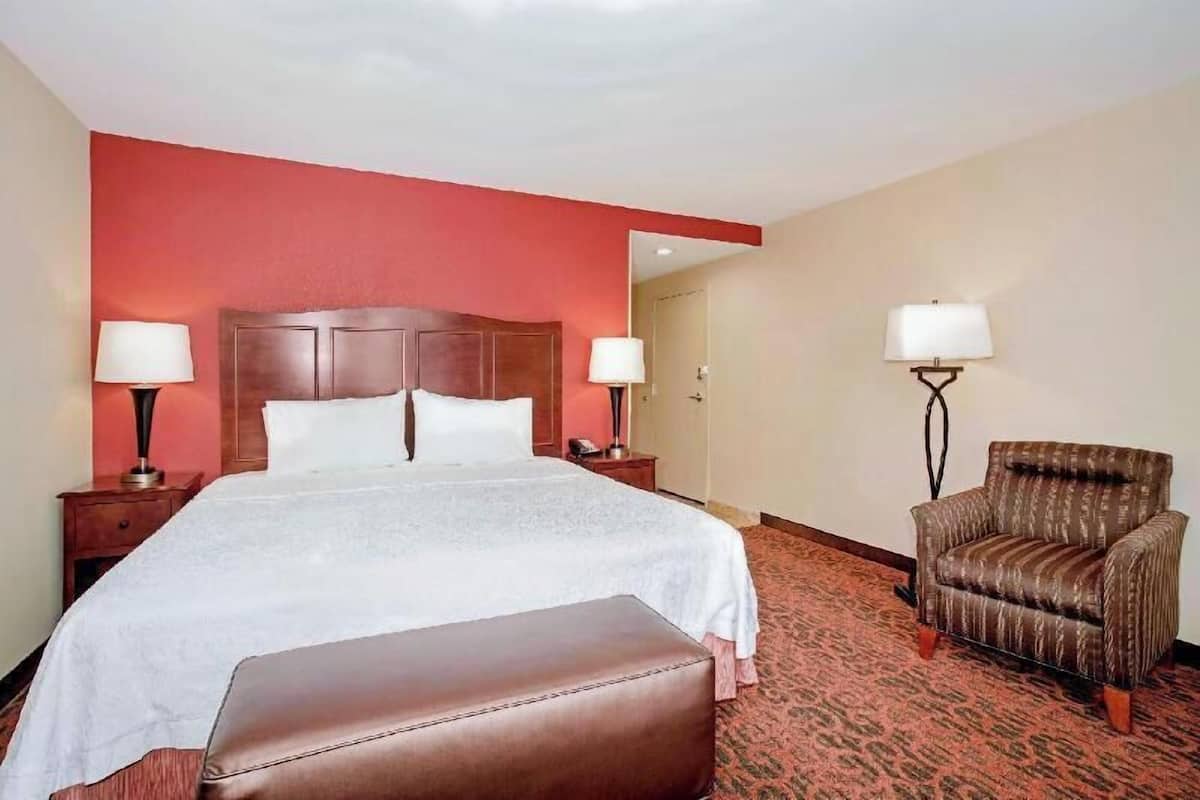 Pillowtop beds, desk, laptop workspace, blackout drapes