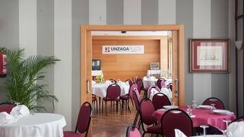 Esmorzar diari continental (8 EUR per persona)